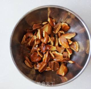 琥珀核桃仁的做法步骤：3