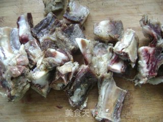 香香的腊排汤锅的做法步骤：1