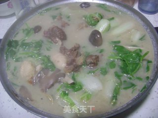 香香的腊排汤锅的做法步骤：7