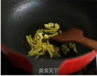 夏日里做个超下饭的——爆炒鸡胗的做法步骤：6