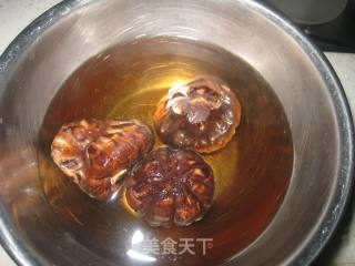 冬菇鸡汤的做法步骤：2