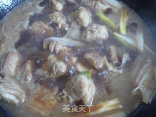 铁杆山药烧排骨的做法步骤：6