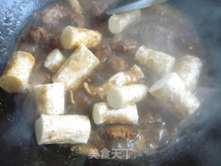 铁杆山药烧排骨的做法步骤：7