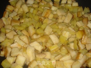 土豆烧杏鲍菇的做法步骤：3