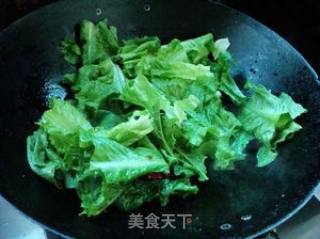 不能丢弃的废物——小炒莴笋叶的做法步骤：3
