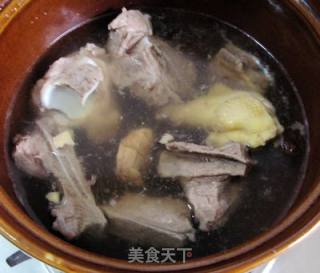 老火靓汤 --- 西洋菜褒扇骨的做法步骤：5