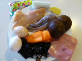 年夜饭——八宝鸡肉卷的做法步骤：1