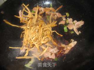 大白菜烩黄花菜丸子的做法步骤：11