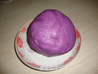 椰蓉紫薯糯米糍的做法步骤：2