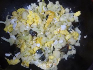 菜花三色蛋的做法步骤：4