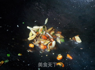 杏鲍菇炒肉丝的做法步骤：6