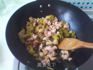 酸菜豆花鸡的做法步骤：4