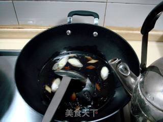节日烧菜一款“双冬烧蹄筋”的做法步骤：4