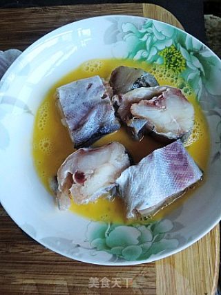 番茄啤酒炖鳕鱼的做法步骤：2