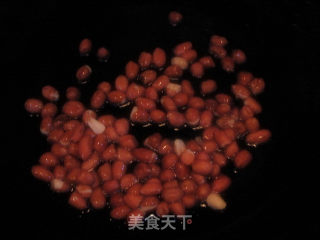 老醋花生的做法步骤：1