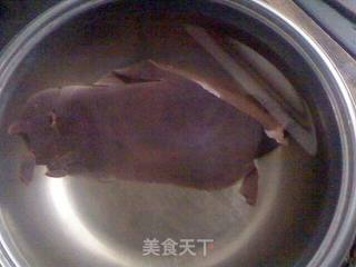 爆炒猪肝的做法步骤：1