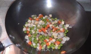 五色炒饭的做法步骤：3