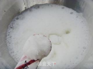葡萄干蛋糕卷的做法步骤：3