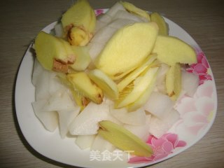 清甜萝卜焖牛腩的做法步骤：2