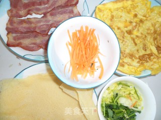 煎饼卷的做法步骤：1