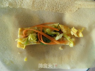 煎饼卷的做法步骤：4