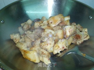 腐竹焖猪脚的做法步骤：7