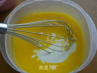 电饭锅版：大理石戚风蛋糕的做法步骤：4