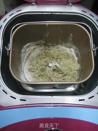 用面包机也能做出组织绵软的土司：奶茶土司的做法步骤：12