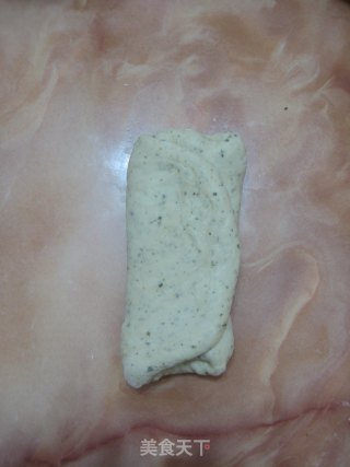 用面包机也能做出组织绵软的土司：奶茶土司的做法步骤：23