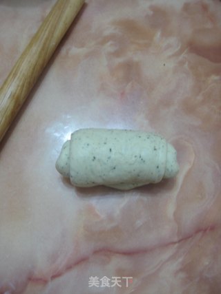 用面包机也能做出组织绵软的土司：奶茶土司的做法步骤：25