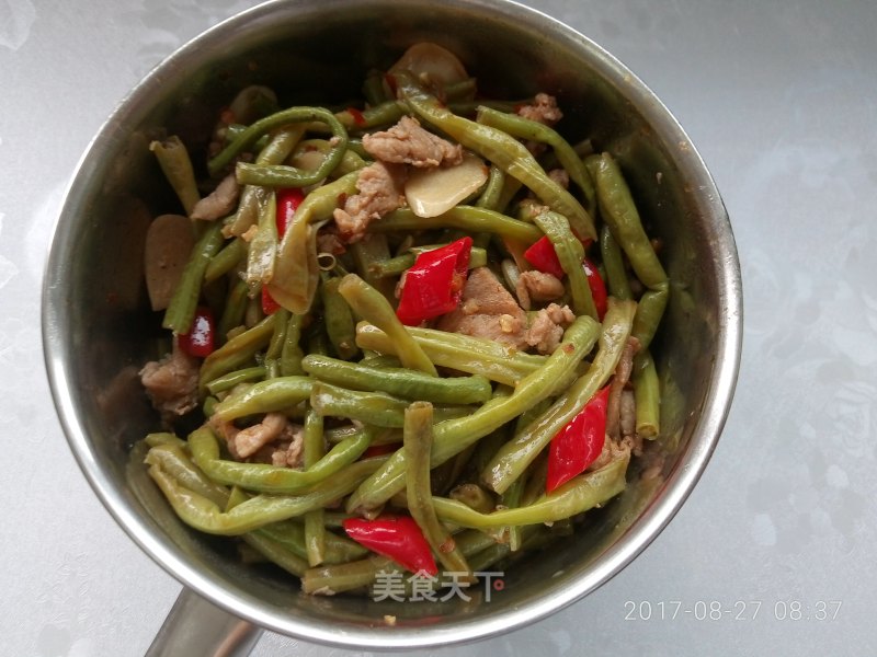 豇豆炒肉的做法