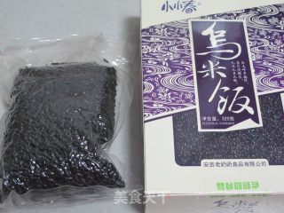 八宝乌米饭的做法步骤：1