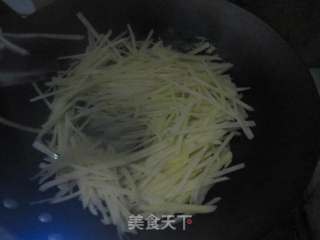 韭菜炒土豆丝的做法步骤：4