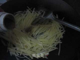 韭菜炒土豆丝的做法步骤：5