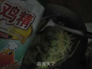 韭菜炒土豆丝的做法步骤：11