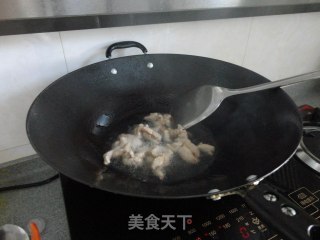 蒜薹炒豆腐干的做法步骤：5