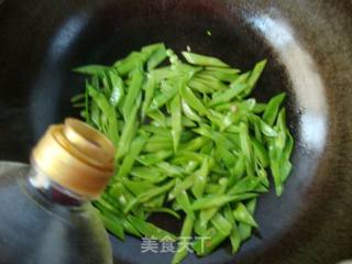 炒扁豆丝的做法步骤：5