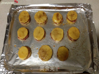 香烤土豆小肉饼的做法步骤：4