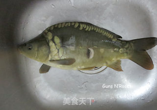 糖醋鱼块的做法步骤：1
