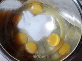 【全蛋海绵蛋糕】的做法步骤：1