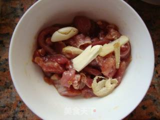 萝卜干炒肉的做法步骤：3