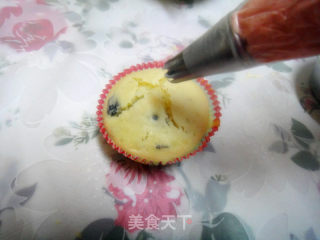 杯子蛋糕必备——基础奶油霜的做法步骤：7