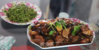 【东北地方菜】小鸡炖蘑菇的做法步骤：8