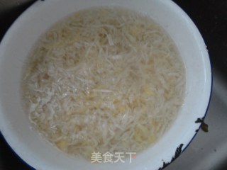 烩酸菜粉的做法步骤：4