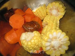 膨鱼腮菜干瘦肉汤的做法步骤：4