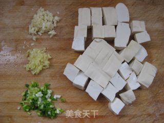 快手下饭菜——简版麻婆豆腐的做法步骤：2