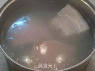 香芋扣肉的做法步骤：1