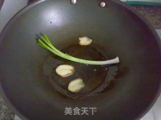 葱香鱼头汤的做法步骤：4