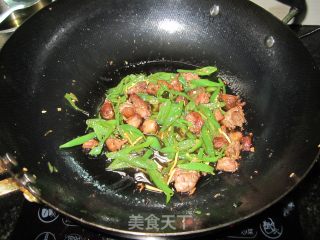 辣炒鸡腿的做法步骤：5