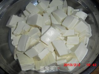 金汤豆腐的做法步骤：1